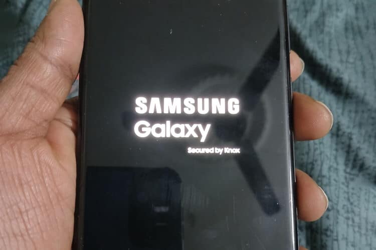 Samsung Galaxy S22 Ultra bootloop issue