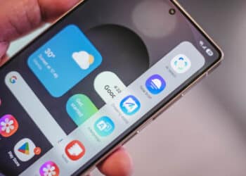 Samsung One UI 7 Edge Panel