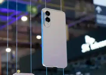 Galaxy S25 Edge được trang bị kính bảo vệ Corning Gorilla Glass Ceramic 2 mới nhất