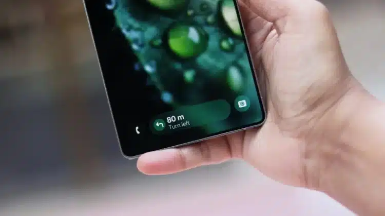 One UI 8 tích hợp tính năng Live Updates của Android 16 vào thanh Now Bar