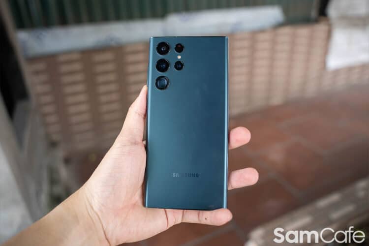 Samsung âm thầm thử nghiệm One UI 8 trên Galaxy S22 Ultra trước khi phát hành bản Beta
