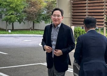 Chủ tịch Samsung Lee Jae-yong sang Mỹ, có thể hỗ trợ đàm phán thuế quan và mở rộng hợp tác bán dẫn