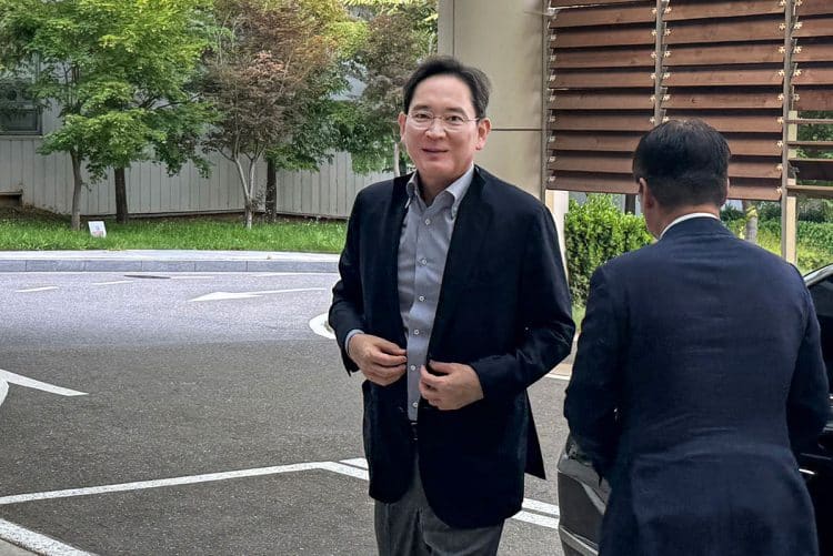 Chủ tịch Samsung Lee Jae-yong sang Mỹ, có thể hỗ trợ đàm phán thuế quan và mở rộng hợp tác bán dẫn
