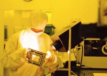Cựu giám đốc Samsung bị kết án 6 năm tù vì rò rỉ công nghệ chip bán dẫn sang Trung Quốc