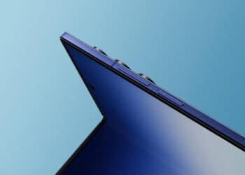 Galaxy Z Fold 7 và Flip 7 lộ ảnh quảng cáo, xác nhận thời điểm đặt trước và mở bán