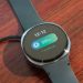 Người dùng Galaxy Watch 8 chỉ trích Samsung vì lỗi thiết kế khiến sạc không ổn định