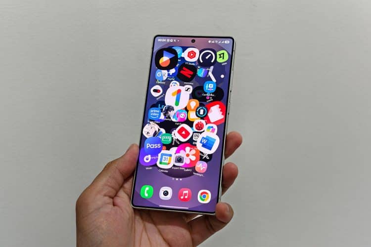 One UI 8 nâng trải nghiệm Galaxy lên tầm cao mới với hiệu ứng mượt mà ấn tượng