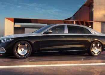 Samsung Display mang công nghệ OLED lên Maybach S-Class