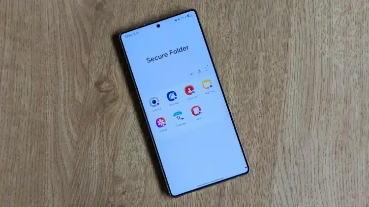 Secure Folder trên One UI 8 được nâng cấp, chia sẻ dữ liệu tiện lợi hơn nhưng vẫn đảm bảo bảo mật