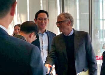 Chủ tịch Samsung Lee Jae-yong gặp Chủ tịch Bill Gates để ăn trưa