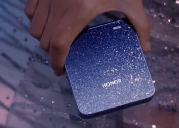 Honor Magic V Flip2 Jimmy Choo