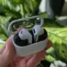 Trên tay Galaxy Buds 3 FE: Tai nghe giá mềm nhưng đầy đủ ANC và Galaxy AI