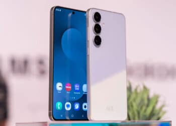 Galaxy S25 FE hands on