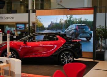 Samsung Supplies Smart Signage to Toyota Showrooms