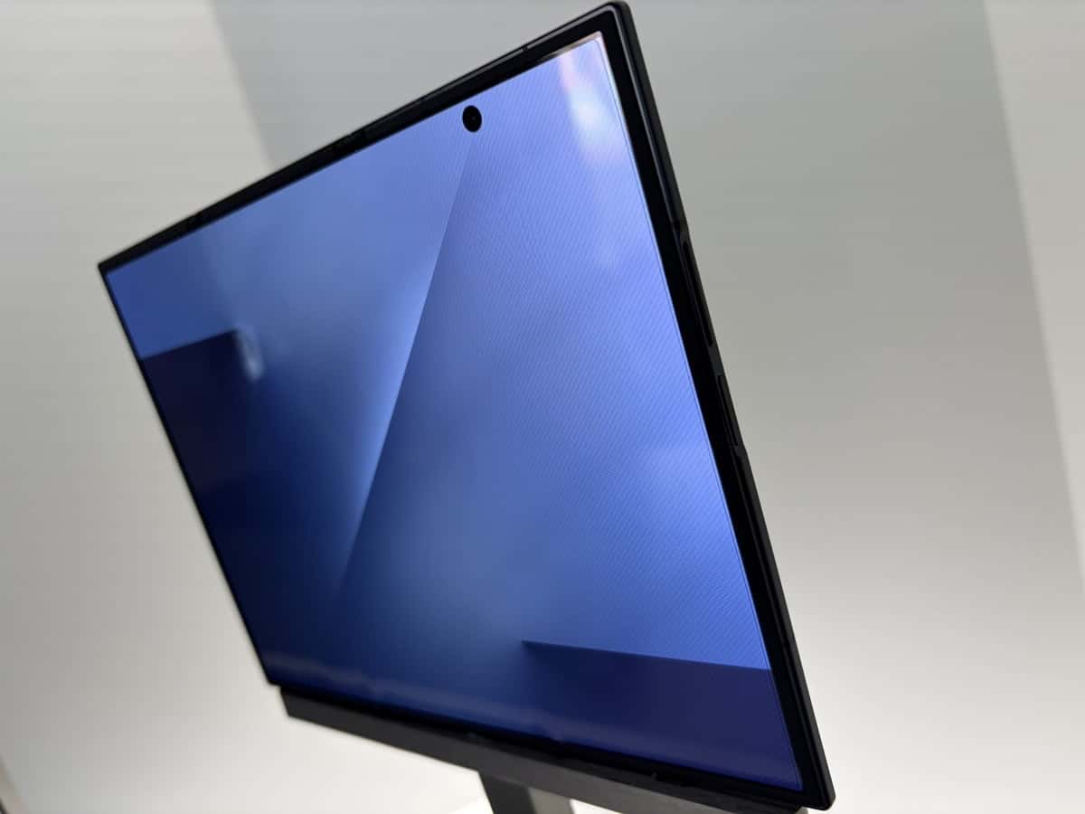 Galaxy TriFold