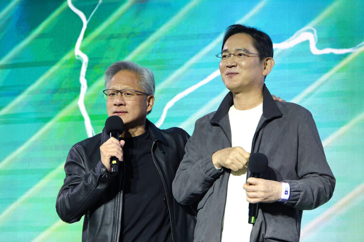 Jensen Huang, CEO của NVIDIA và Lee Jae-yong, chủ tịch Samsung Electronics
